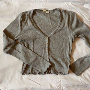 Tilly's Cute Gray Long Sleeved Button Up shirt